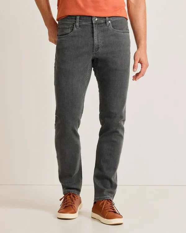 How Should Jeans Fit for Men