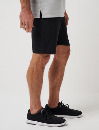 Travis Mathew Wanderlust Short 9IN | Black - Caswell's Fine Menswear