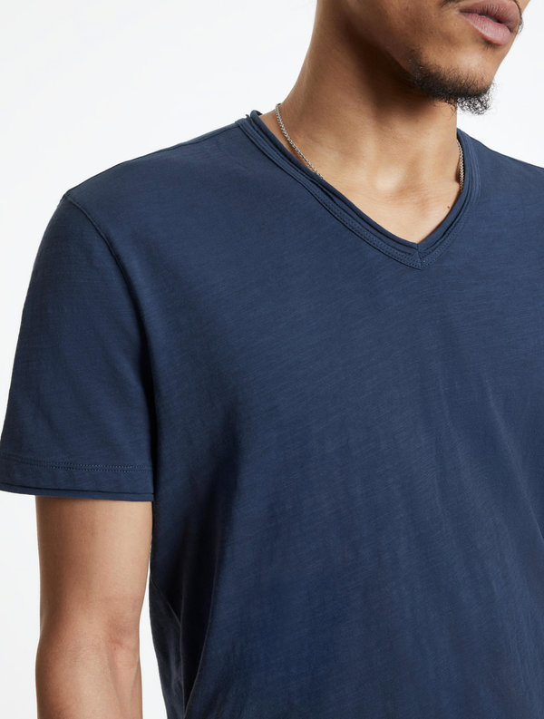 John Varvatos - T-shirt à col V Miles - Bleu huilé
