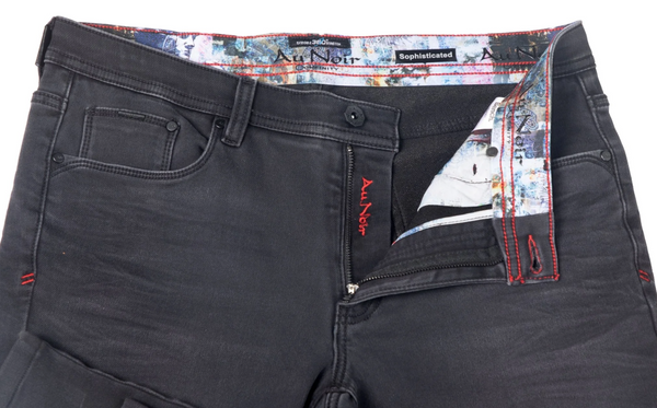 Au Noir Jean Johnny SKD, Dark Gotham