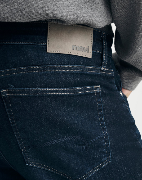 Mavi Zach Straight Leg Jeans Regular Rise | Rinse Brushed Feather Blue